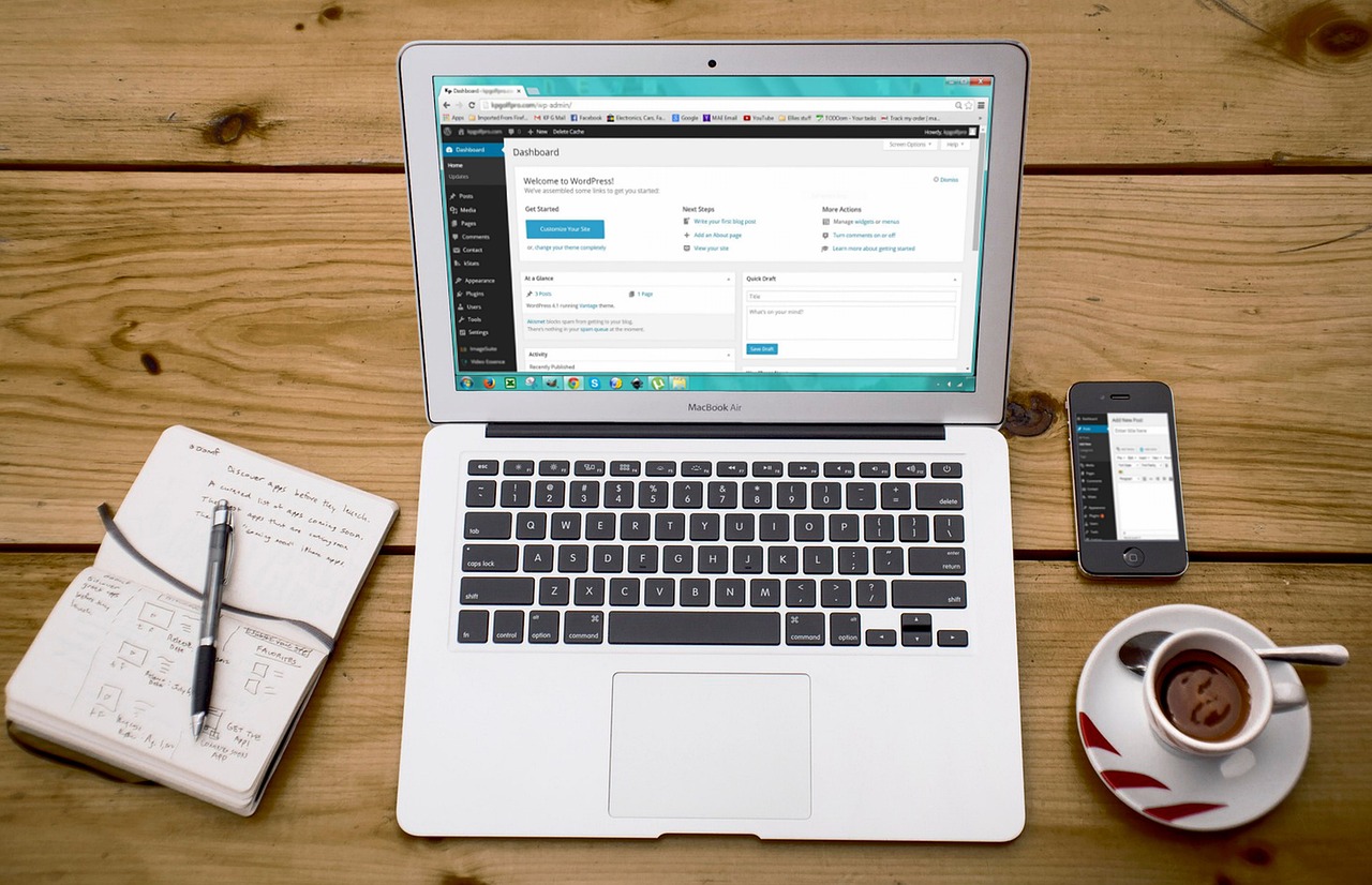 Installer WordPress et choisir un thème adapté à vos besoins